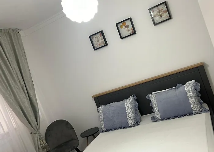 De Inchiriat Apartment